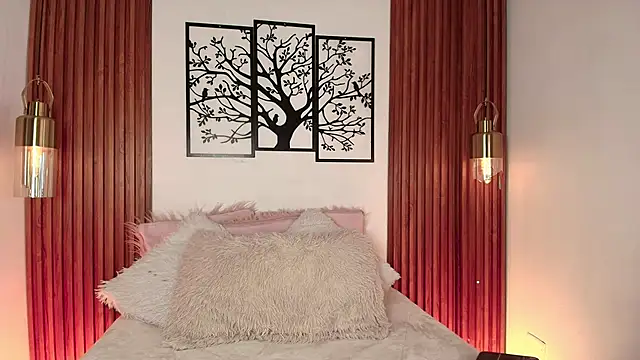 Taylor Snow online show from 03-04-26, 08:04