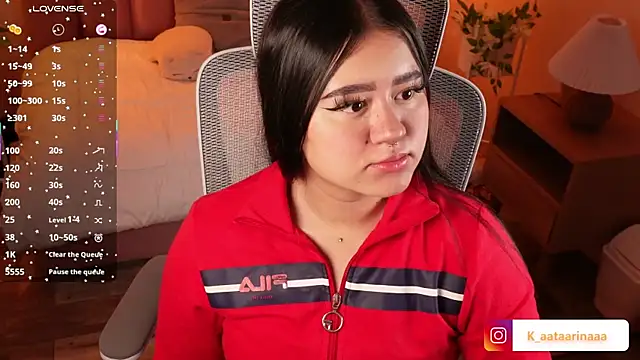 Snapshot of _kata_ chatting on 01-14-26, 11:27 kata online show from 01-14-26, 11:27