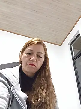 Snapshot of Andry_will chatting on 06-14-26, 03:30 Andry will online show from 06-14-26, 03:30