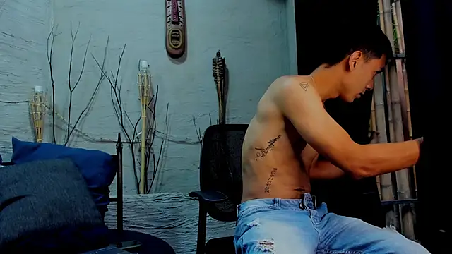 Snapshot of IronMax_ chatting on 01-14-26, 08:25 IronMax online show from 01-14-26, 08:25