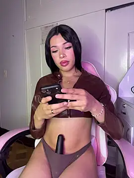 DollCamila online show from 04-20-26, 02:31