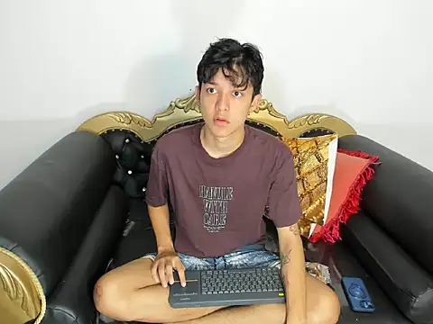 Snapshot of jisus_catt chatting on 01-18-26, 11:19 jisus catt online show from 01-18-26, 11:19