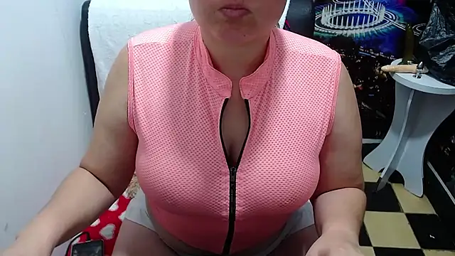 Snapshot of tila_nastyy chatting on 06-18-26, 01:39 tila nastyy online show from 06-18-26, 01:39