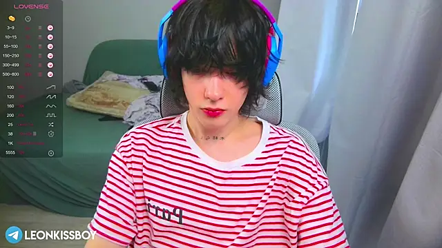 LeonBoykisser online show from 03-27-26, 08:20