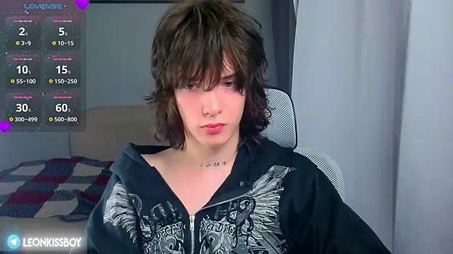 LeonBoykisser online show from 07-01-26, 03:45