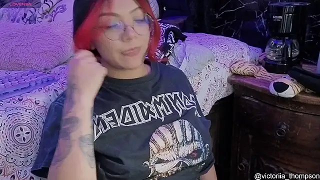 victoriia thompson online show from 07-16-26, 08:04
