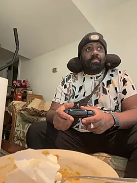 Snapshot of KOdaLion chatting on 03-05-26, 04:41 KOdaLion online show from 03-05-26, 04:41