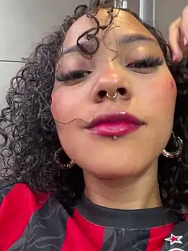 LizStorm  online show from 06-18-26, 01:04