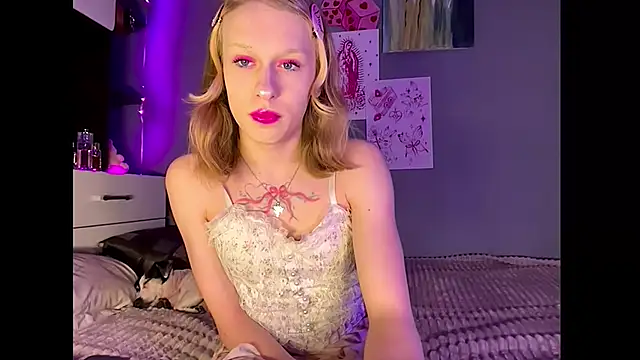 miss barbie111 online show from 04-12-26, 09:42