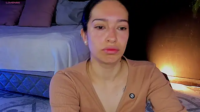 Noaah25  online show from 03-25-26, 03:34