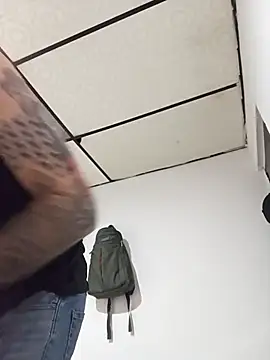 Snapshot of ahsssex2026 chatting on 02-18-26, 06:20 ahsssex2026 online show from 02-18-26, 06:20