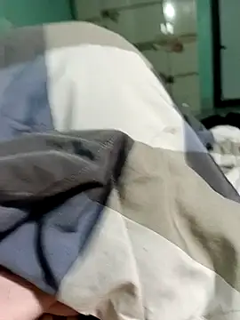 Snapshot of lylinhjim chatting on 02-03-26, 02:53 lylinhjim online show from 02-03-26, 02:53