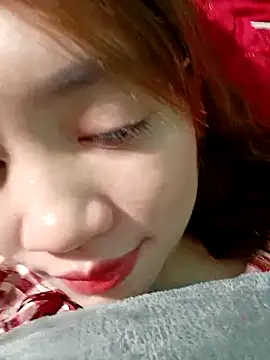 Snapshot of lylinhjim chatting on 02-06-26, 08:51 lylinhjim online show from 02-06-26, 08:51