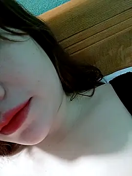 Snapshot of lylinhjim chatting on 02-23-26, 07:50 lylinhjim online show from 02-23-26, 07:50