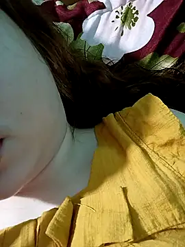 Snapshot of lylinhjim chatting on 02-27-26, 02:11 lylinhjim online show from 02-27-26, 02:11