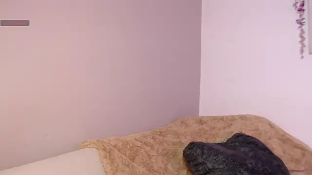 chloe peach  online show from 05-13-26, 12:13