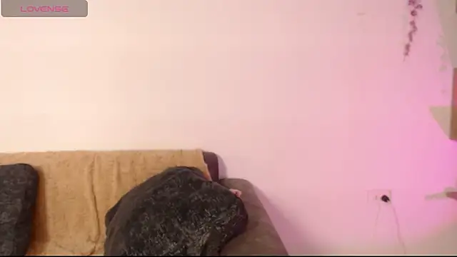 chloe peach  online show from 06-03-26, 12:41