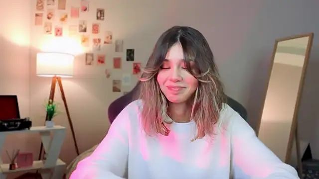 Snapshot of dinnerwithflowers chatting on 01-15-26, 01:26 dinnerwithflowers online show from 01-15-26, 01:26