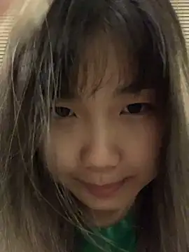 Snapshot of cu003 chatting on 05-15-26, 02:35 cu003 online show from 05-15-26, 02:35