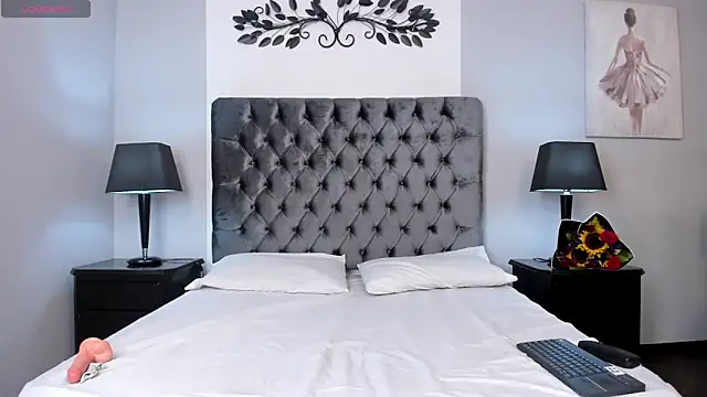 Kiri Black  online show from 02-27-26, 04:45