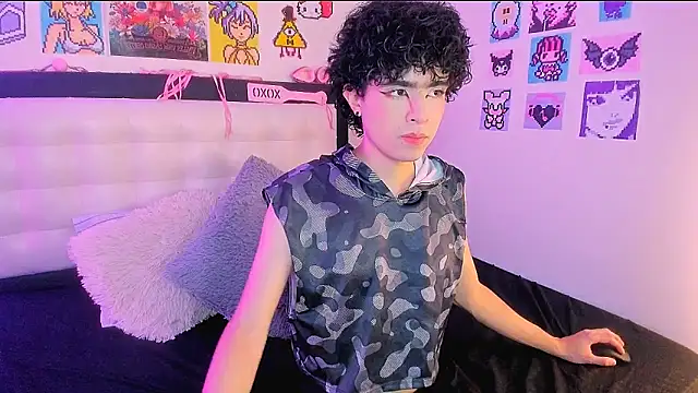 LuanRush  online show from 04-08-26, 07:14