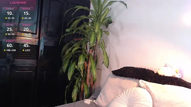 Snapshot of Mia_Volkova_ chatting on 04-30-26, 02:45 Mia Volkova online show from 04-30-26, 02:45