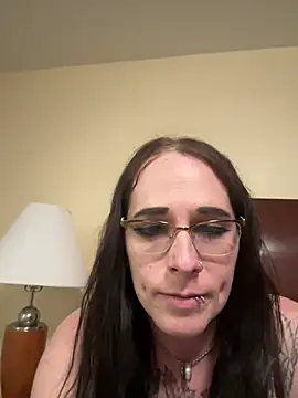 Snapshot of KylaRaven chatting on 03-21-26, 03:11 KylaRaven online show from 03-21-26, 03:11