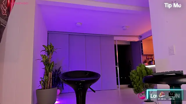 LennerCollins  online show from 04-04-26, 02:10