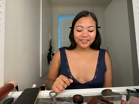 TitiTinyThai online show from 08-02-26, 11:41