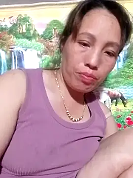 Gummiesu online show from 04-15-26, 01:51