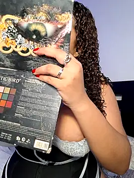 curly girl 31 online show from 04-12-26, 10:48