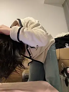 Cheating-wife online show from 04-14-26, 12:11