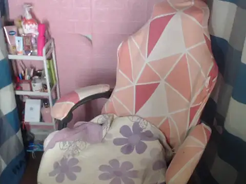 Snapshot of SeductivelyJerlyxxx chatting on 02-17-26, 01:18 SeductivelyJerlyxxx online show from 02-17-26, 01:18