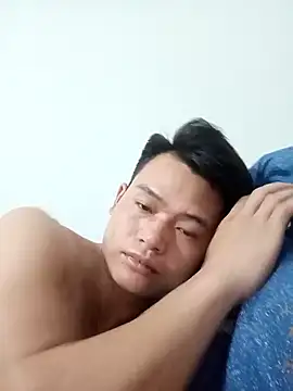 Maycute18 online show from 02-28-26, 03:24