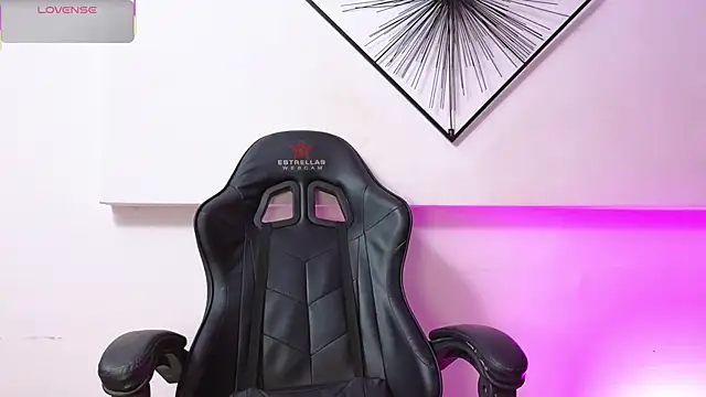 Rosse Baker  online show from 03-20-26, 12:43