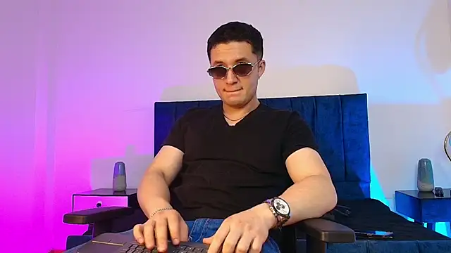 Alexander Connor online show from 01-18-26, 12:58