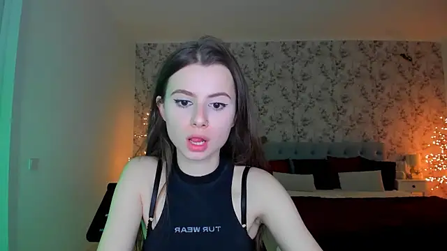 Hot Molly5 online show from 03-13-26, 07:42