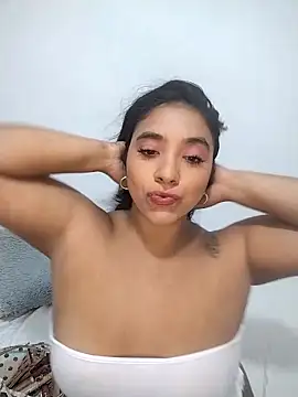 Snapshot of Eva_Ferrari chatting on 04-30-26, 04:02 Eva Ferrari online show from 04-30-26, 04:02