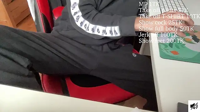 Snapshot of lukee000 chatting on 02-02-26, 01:21 lukee000 online show from 02-02-26, 01:21