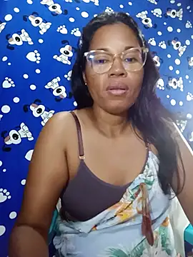 Snapshot of Yandris_1212 chatting on 06-18-26, 01:28 Yandris 1212 online show from 06-18-26, 01:28