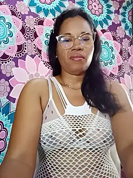 Snapshot of Yandris_1212 chatting on 07-10-26, 01:58 Yandris 1212 online show from 07-10-26, 01:58