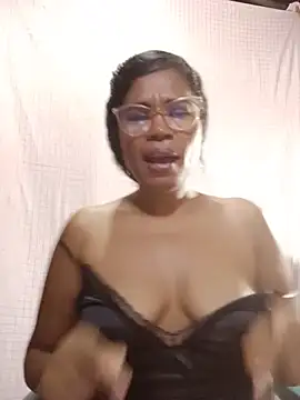 Snapshot of Yandris_1212 chatting on 07-19-26, 02:04 Yandris 1212 online show from 07-19-26, 02:04
