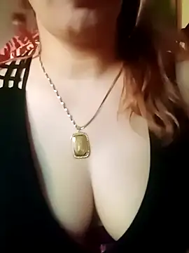 Snapshot of Naughty-Yousra chatting on 05-17-26, 06:26 Naughty-Yousra online show from 05-17-26, 06:26
