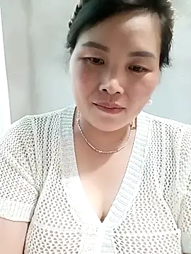 Snapshot of nana_nana99 chatting on 05-26-26, 05:25 nana nana99 online show from 05-26-26, 05:25