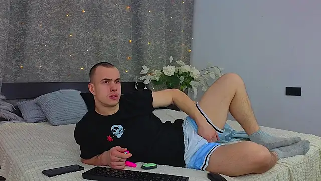 Kris Braun online show from 02-28-26, 12:44