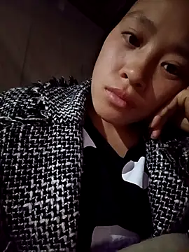 Snapshot of Hari-saka chatting on 01-18-26, 09:18 Hari-saka online show from 01-18-26, 09:18