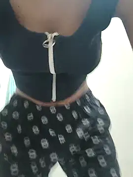 Snapshot of Cute-Natashaa chatting on 05-06-26, 10:53 Cute-Natashaa online show from 05-06-26, 10:53