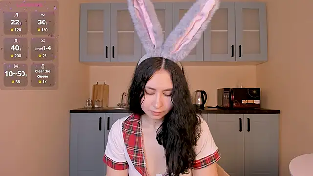 GiovannaAntonelli online show from 04-05-26, 05:48