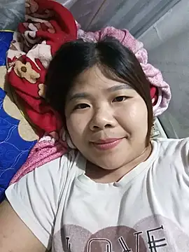 Snapshot of Lioe_koei chatting on 06-17-26, 05:36 Lioe koei online show from 06-17-26, 05:36