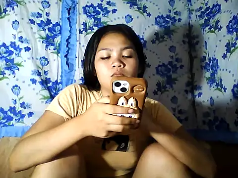 PinaySkinnyJust18 online show from 04-09-26, 09:20